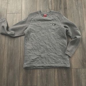 Nike Quilted Sweatshirt